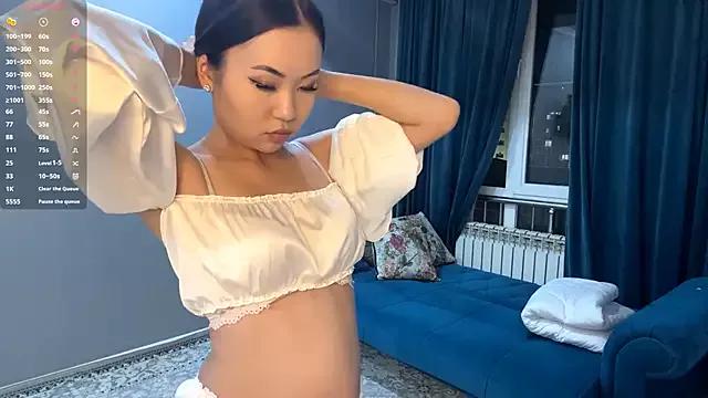 Ur_neighbor_Kira from StripChat is Freechat