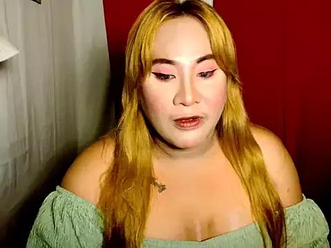 UrAmazingCassy from StripChat is Freechat