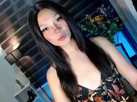 Urfuckingsainaxxx from StripChat is Freechat