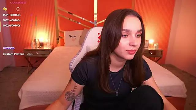 UrMuseOn from StripChat