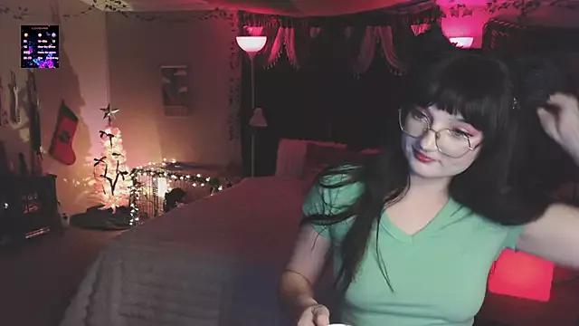 urpuppymoon from StripChat is Freechat