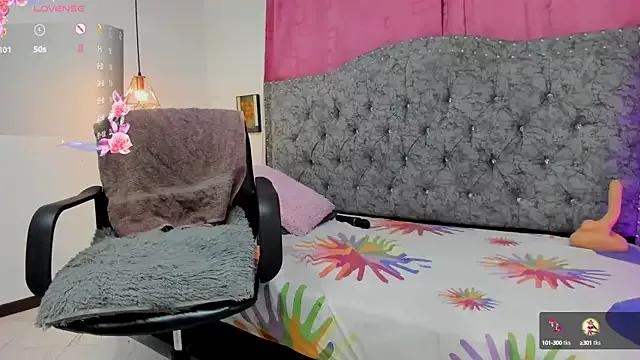 Uzziah_Sabag from StripChat is Freechat