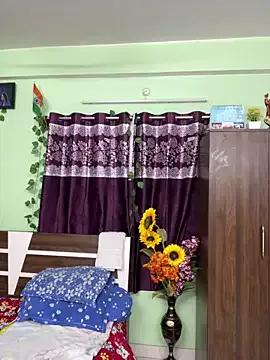 V-hot-sweit from StripChat is Freechat
