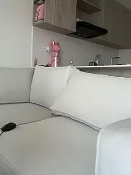 val69_ on StripChat