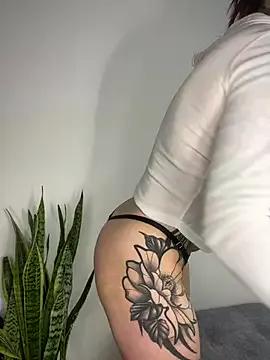 Val__ webcams show profile image 