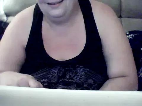 Valendra_ from StripChat is Freechat