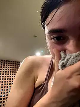 Photos of Valentina_ro from StripChat is Freechat