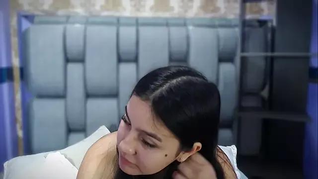 ValentinaMillers_ from StripChat is Freechat