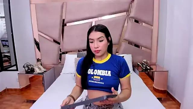 ValentineRouse from StripChat is Freechat