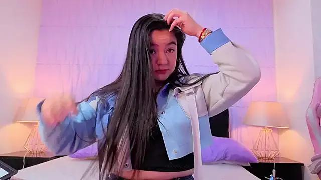 Valeria_Dean on StripChat