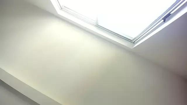 valerie7moon from StripChat is Freechat