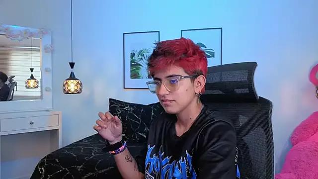 Dirty chat webcam: explore liveshows with versed models, from laying bare to fetishes, in a variety of sexy free adult webcams.