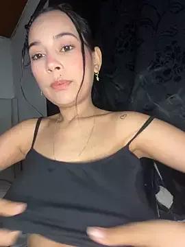 Valetaylorr from StripChat is Freechat