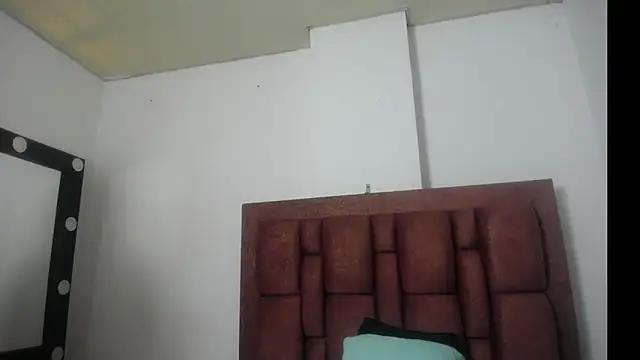 Vamandajhonsonper from StripChat