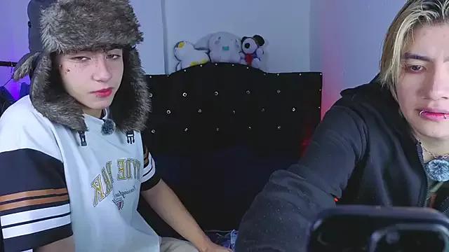 Vamps_Lovers from StripChat is Freechat