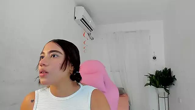 vanelope_smith from StripChat is Freechat