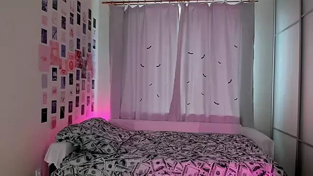 Dirty chat webcam: explore liveshows with versed models, from laying bare to fetishes, in a variety of sexy free adult webcams.