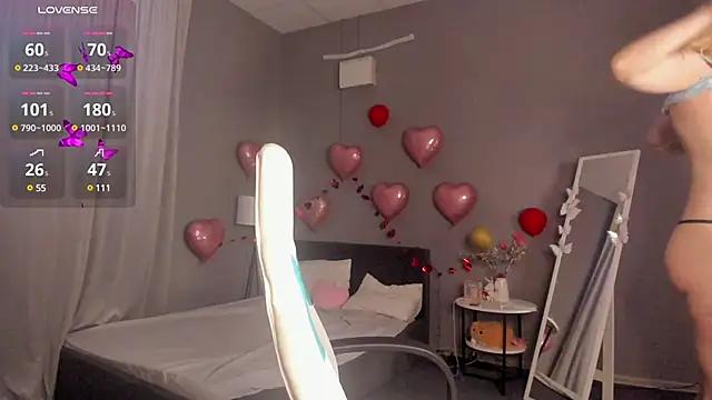 Dirty chat webcam: explore liveshows with versed models, from laying bare to fetishes, in a variety of sexy free adult webcams.