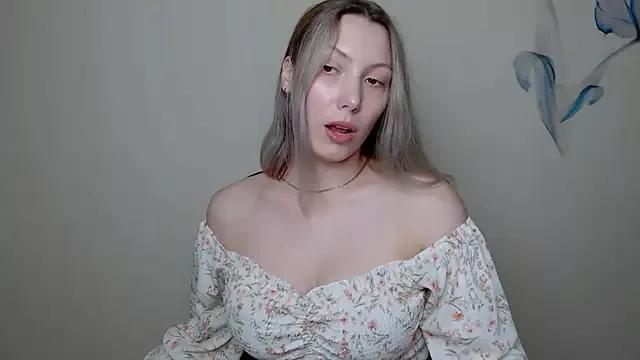 VanessaMay_ from StripChat is Freechat