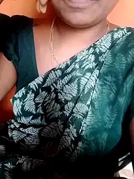 Vani19 webcams show profile image 