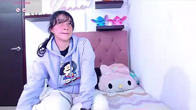 Vannessa__Shy from StripChat
