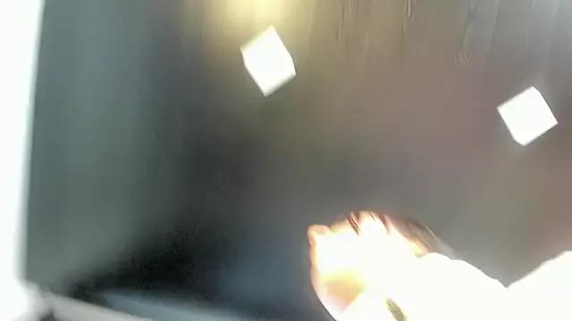 Vany_and_juliana from StripChat is Freechat