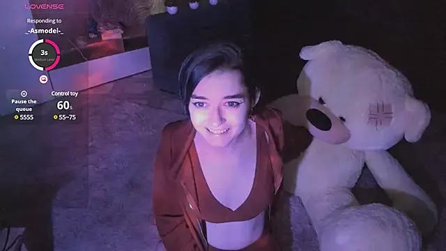 Dirty chat webcam: explore liveshows with versed models, from laying bare to fetishes, in a variety of sexy free adult webcams.