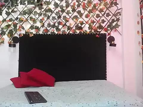 vchelsietaylorper from StripChat is Freechat