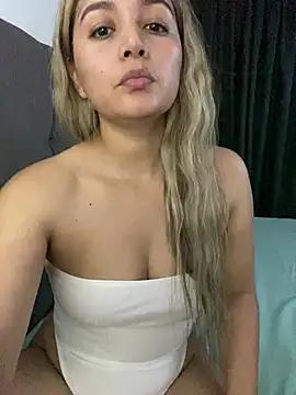 vellaAngel from StripChat