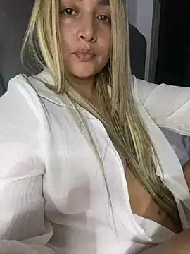 vellaAngel from StripChat is Freechat