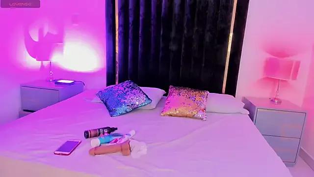 VelvetBrown_ from StripChat