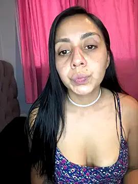 velvetcurvy from StripChat is Freechat