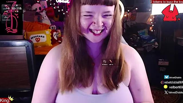 VelvetDiablo from StripChat
