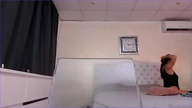 VelvetMarsha from StripChat