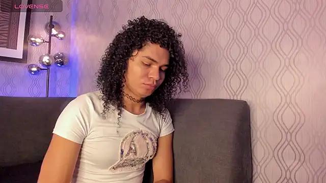 vennus1_ from StripChat