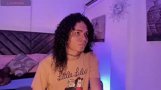 vennus1_ from StripChat