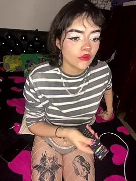 VenusDeMilo_55 from StripChat is Freechat
