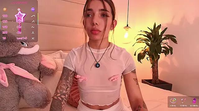 Dirty chat webcam: explore liveshows with versed models, from laying bare to fetishes, in a variety of sexy free adult webcams.