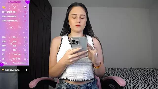 Veronika__Winslow_ from StripChat is Freechat