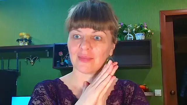 VeronikawGold from StripChat is Freechat