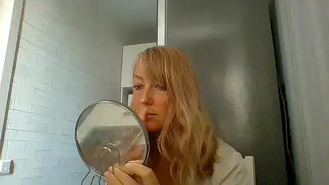 Vexxaa from StripChat