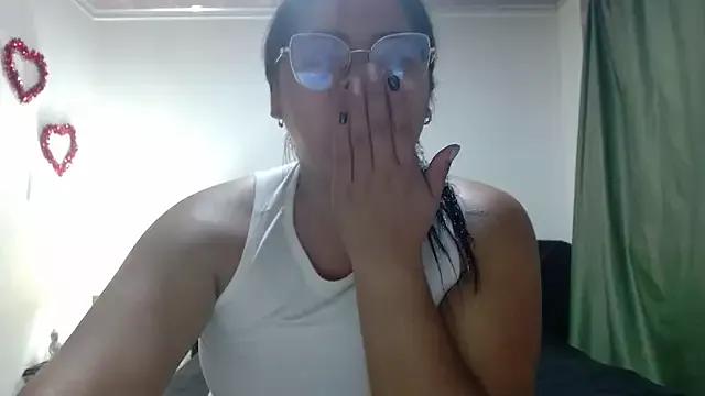 Viccky_vick webcams show profile image 