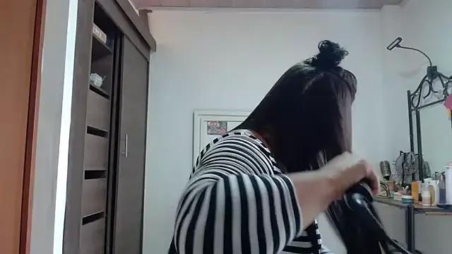 viccky_vick from StripChat