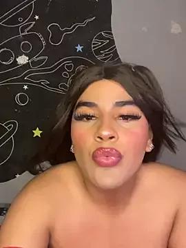 vicky_carrington from StripChat is Freechat