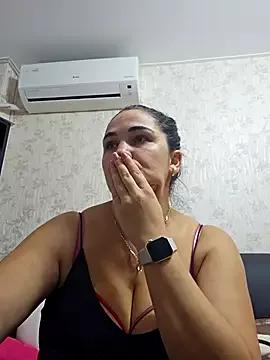 VickyDivinee from StripChat is Freechat