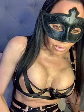 vicvictoriax from StripChat
