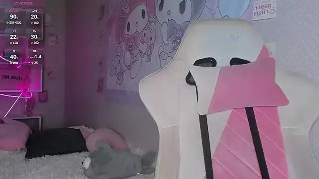 Viivi_Bloom from StripChat