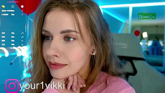 Vikki_Cheese from StripChat
