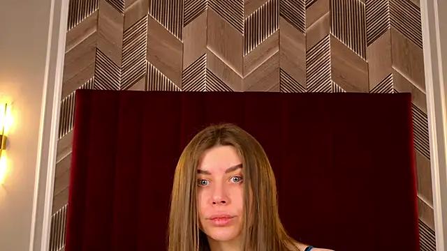 VikkiStorm from StripChat