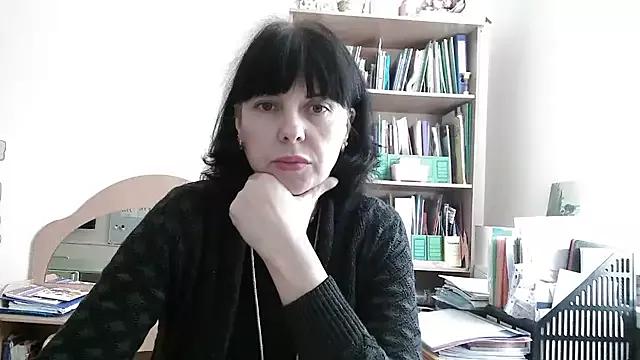 Viknika from StripChat is Freechat